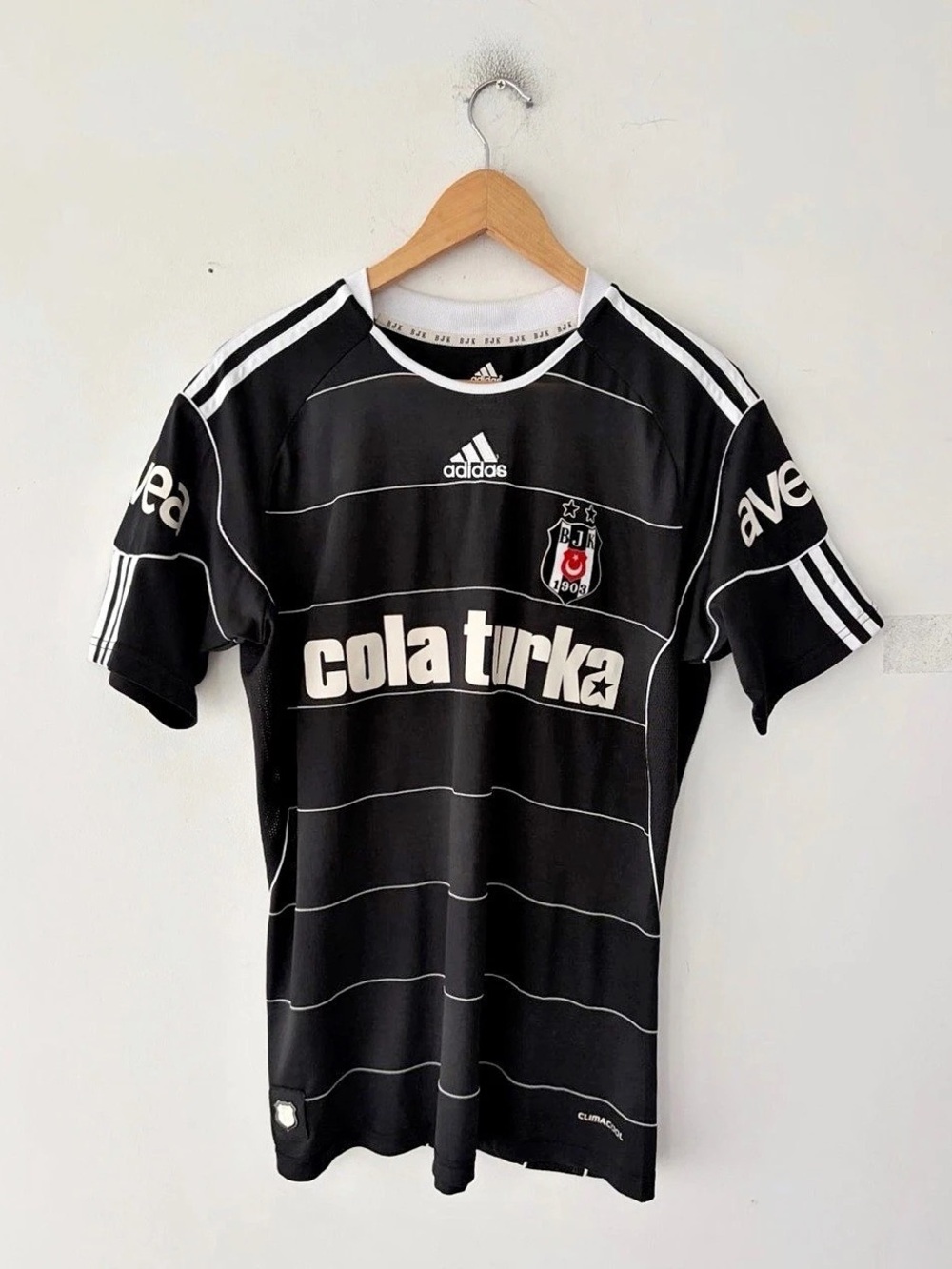 2010-11 Adidas Beksitas JK 3rd Soccer Jersey Size M